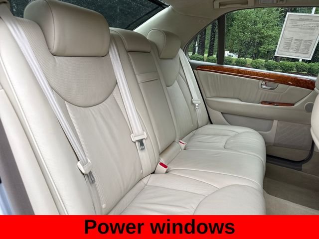 Used 2004 Silver Lexus 430 image 24