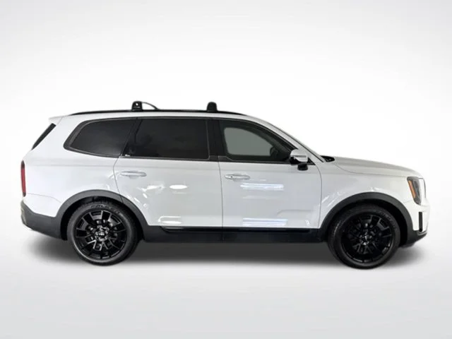 Used 2022 White Kia SX image 6