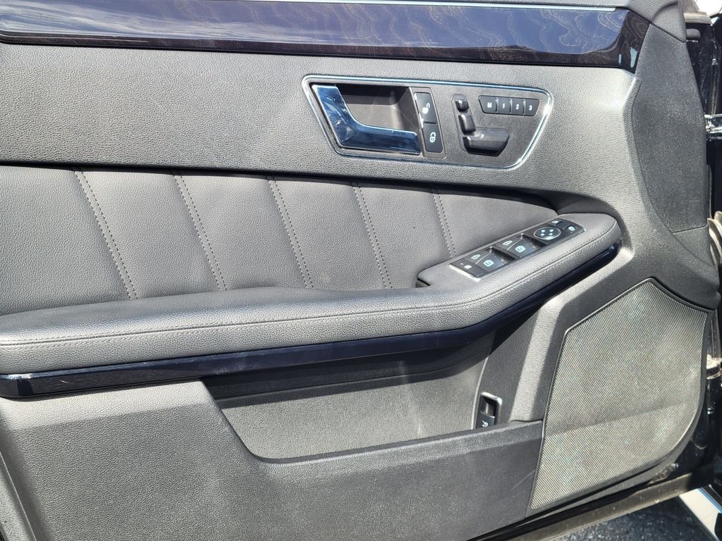 Used 2011 Black Mercedes-Benz E 350 image 16