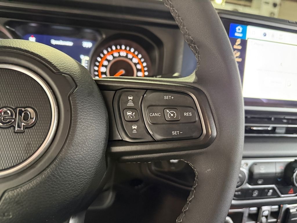 Used 2026 Red Jeep Rubicon image 25