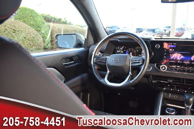 Used 2025 Black Chevrolet Z71 image 26