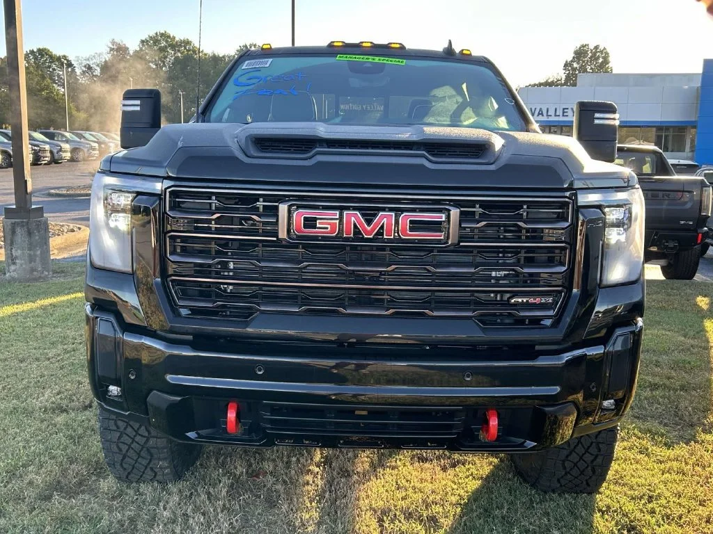 New 2026 Onyx Black GMC AT4X image 9