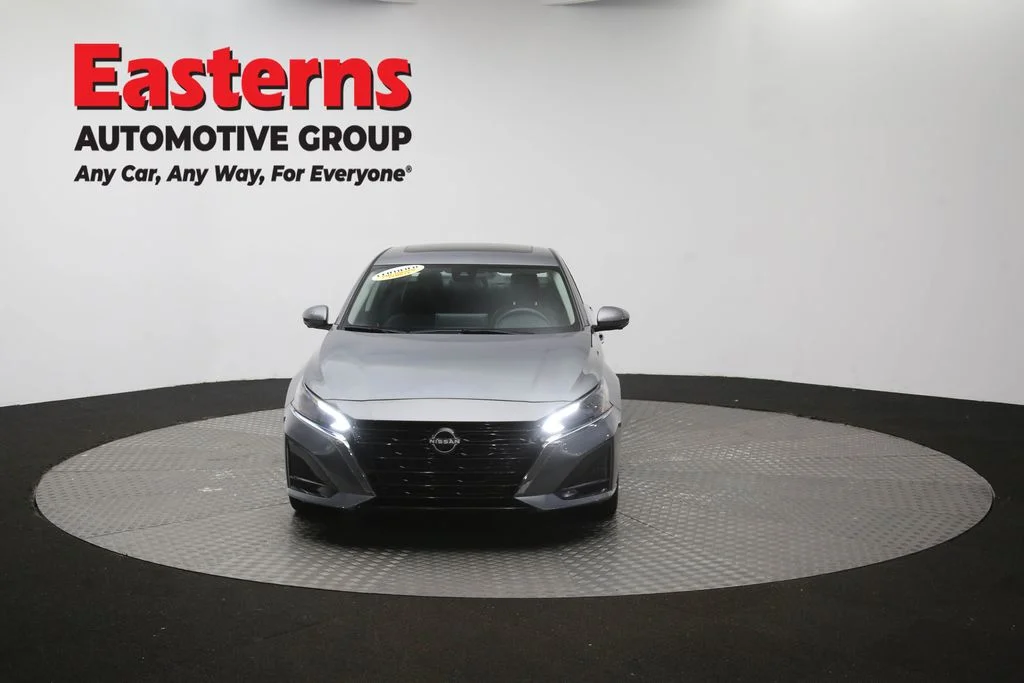 Used 2023 Gray Nissan 2.5 SL image 45