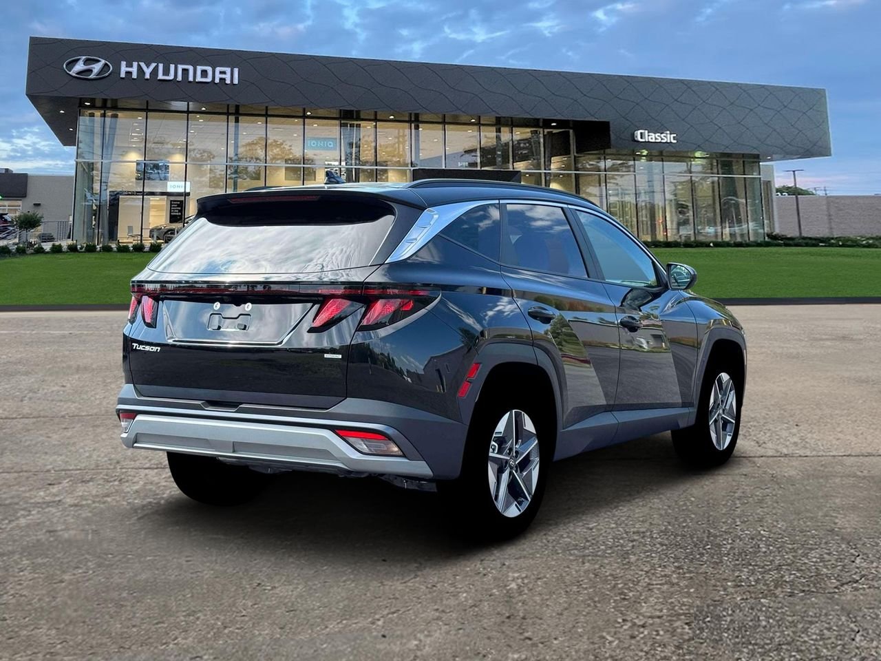 New 2026 Phantom Black Pearl Hyundai SEL image 7