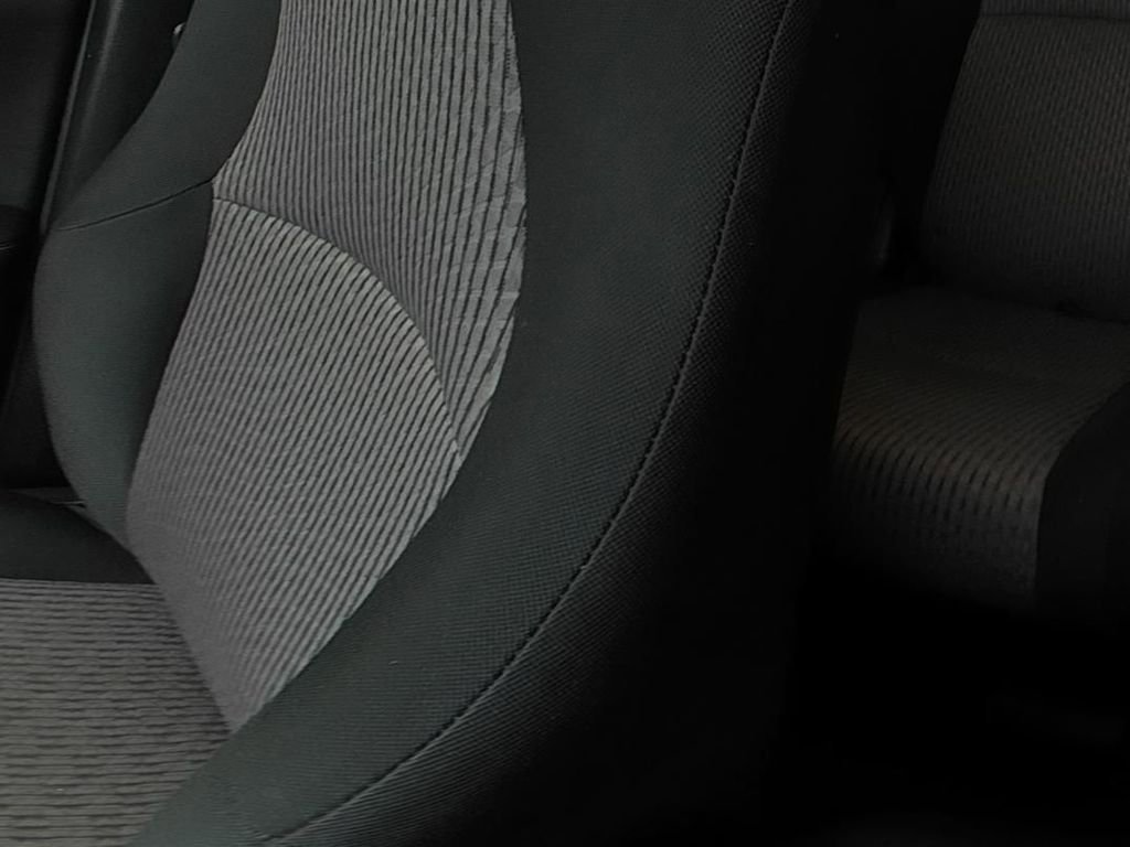Used 2020 White Toyota SR5 image 12