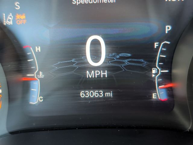 Used 2024 White Jeep Latitude image 14