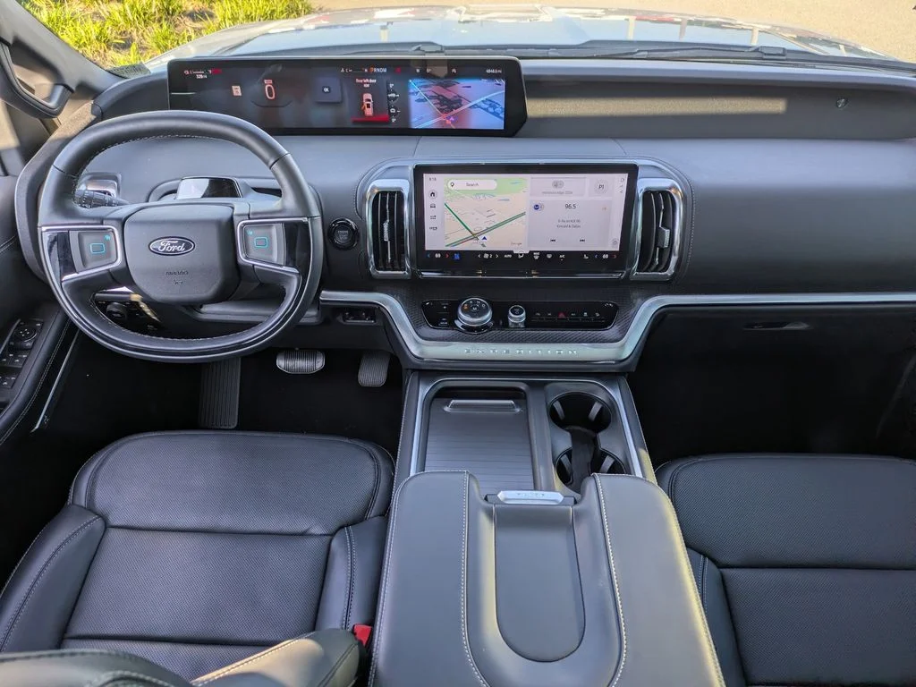 2025 Ford Expedition Platinum - Photo 18
