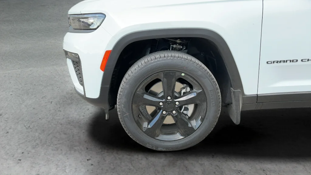 New 2026 Bright White Clearcoat Jeep Limited image 26