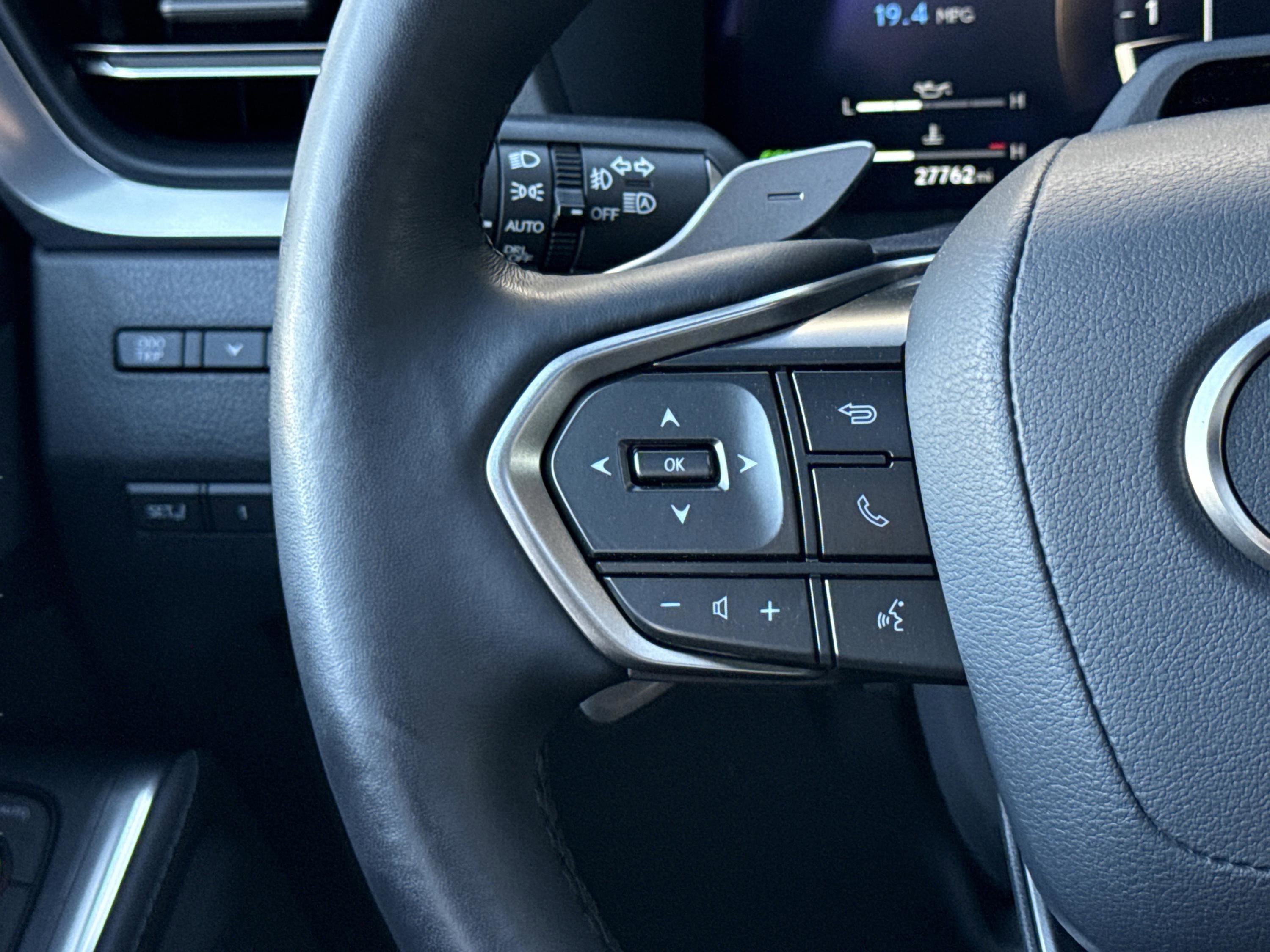 Used 2024 Earth/Black Lexus GX 550 Overtrail image 18