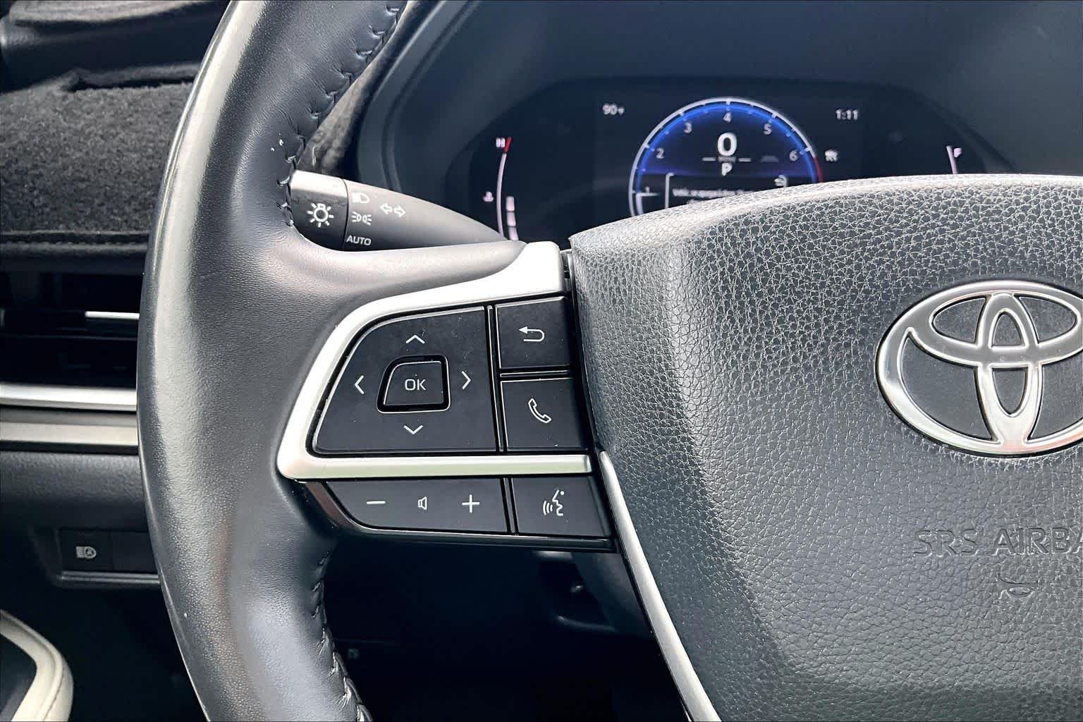 Used 2024 Coastal Cream Toyota XLE image 21