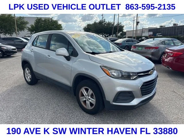 2018 Chevrolet Trax LS AWD's photo