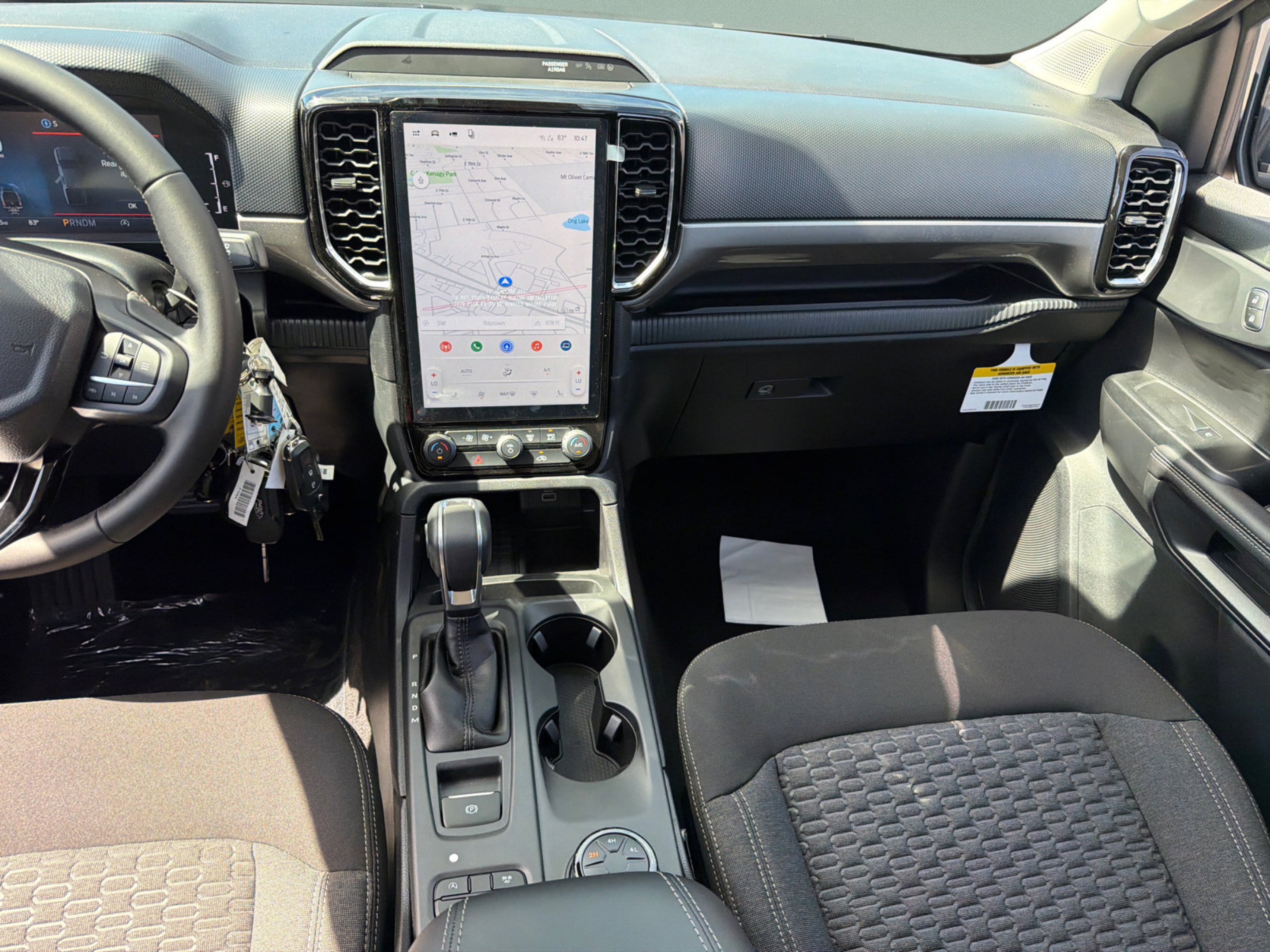 New 2026 Oxford White Ford XLT image 15