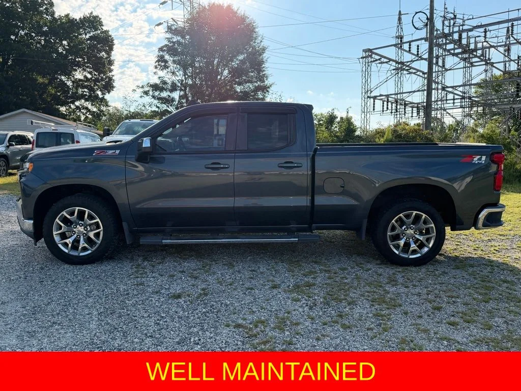 Used 2019 Gray Chevrolet LT image 9