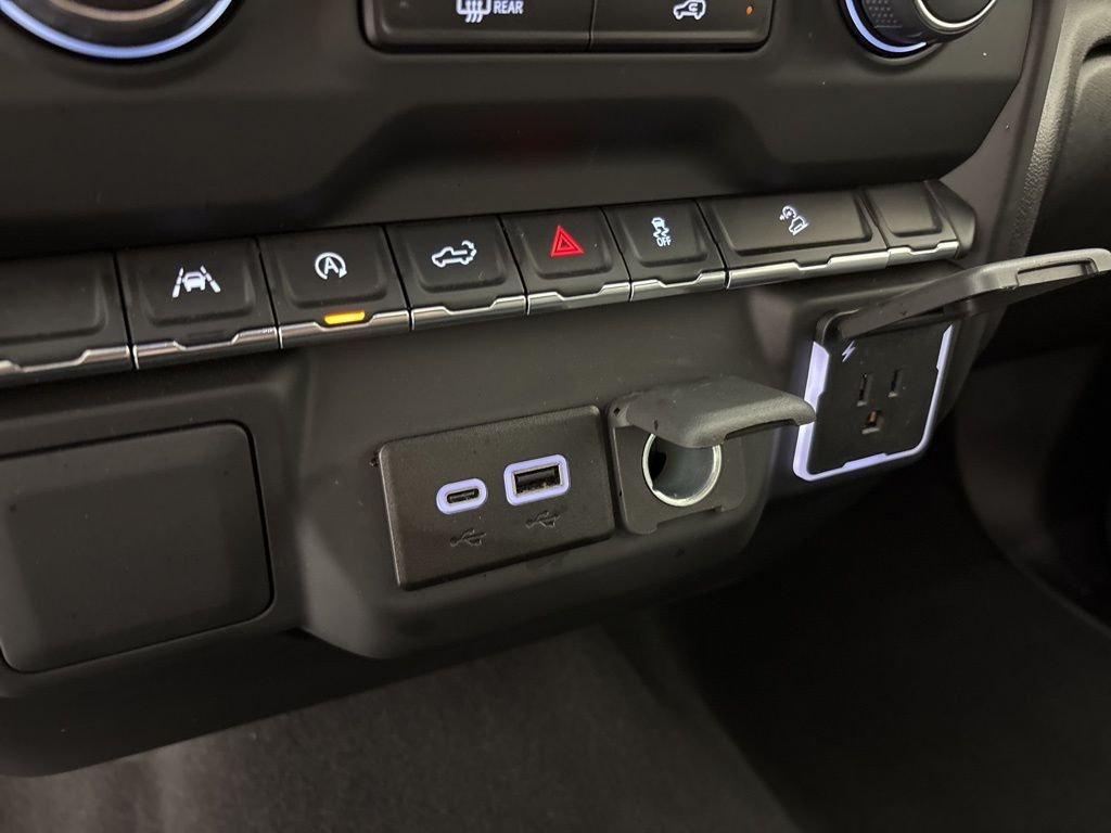 2024 Chevrolet Silverado 1500 Custom - Photo 34