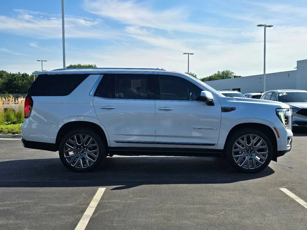 2026 GMC Yukon Denali Ultimate - Photo 7