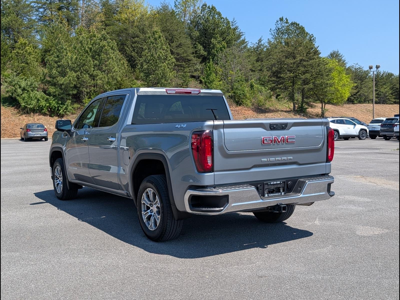 2025 GMC Sierra 1500 SLT - Photo 5
