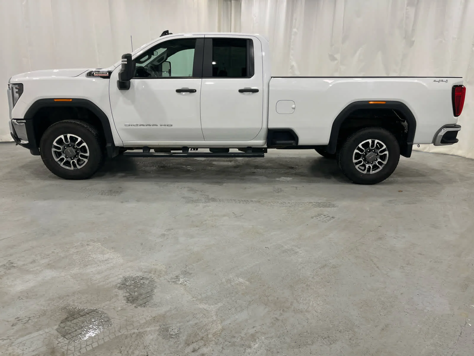 Used 2024 Summit White GMC Pro image 4