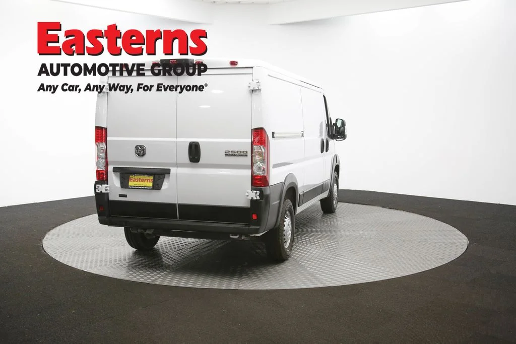 Used 2025 White Ram Base image 35