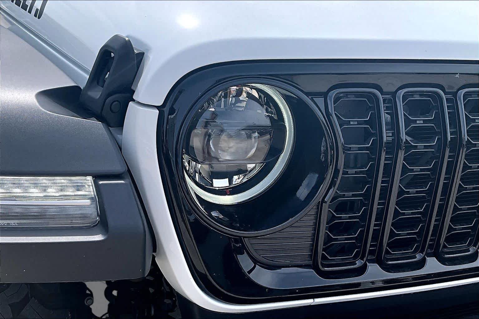 2026 Jeep Wrangler 4-Door Willys - Photo 13