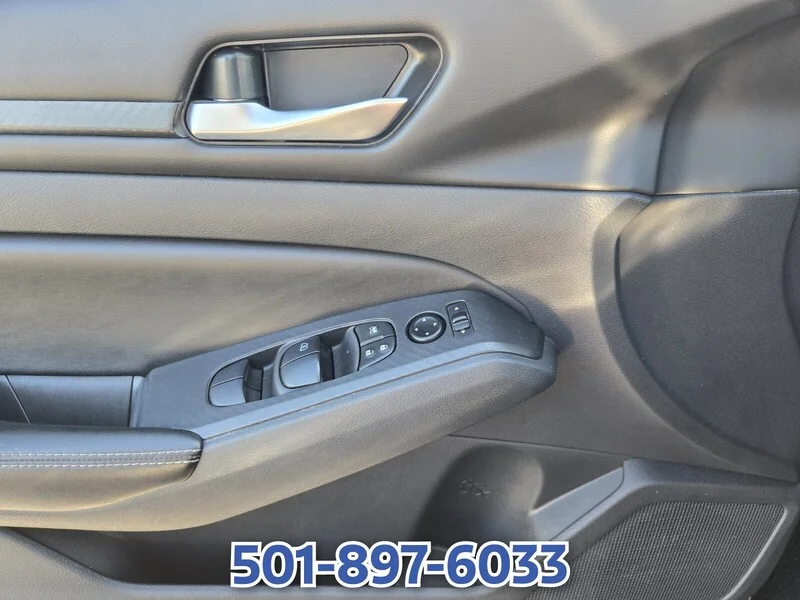 Used 2024 Super Black NISSAN 2.5 SV SEDAN image 29