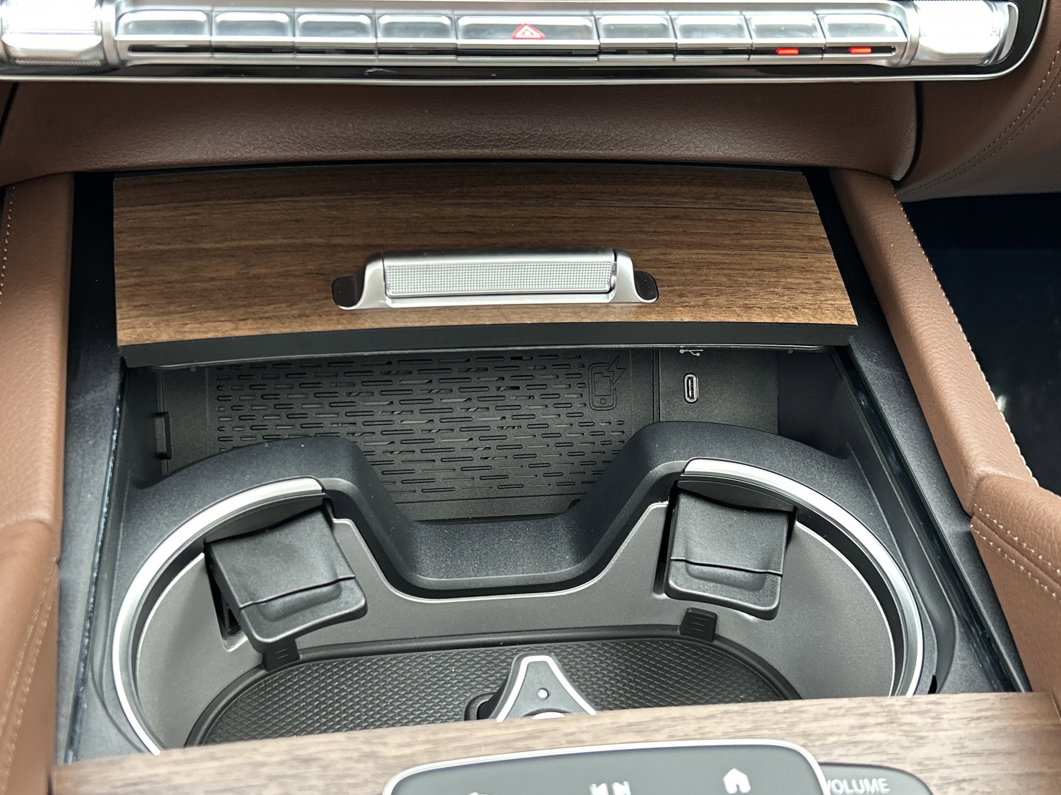 New 2026 MANUFAKTUR Moonlight White Metallic Mercedes-Benz GLE 450 4MATIC® SUV image 30