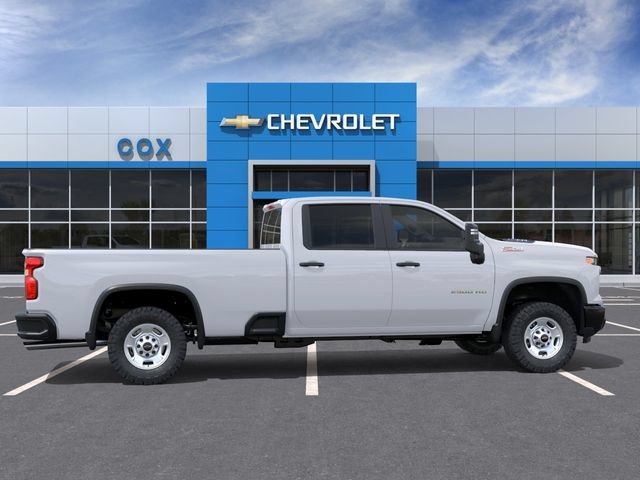 New 2026 Summit White Chevrolet WT image 5