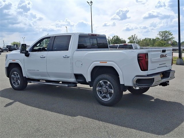 2025 GMC Sierra 2500HD SLT - Photo 17