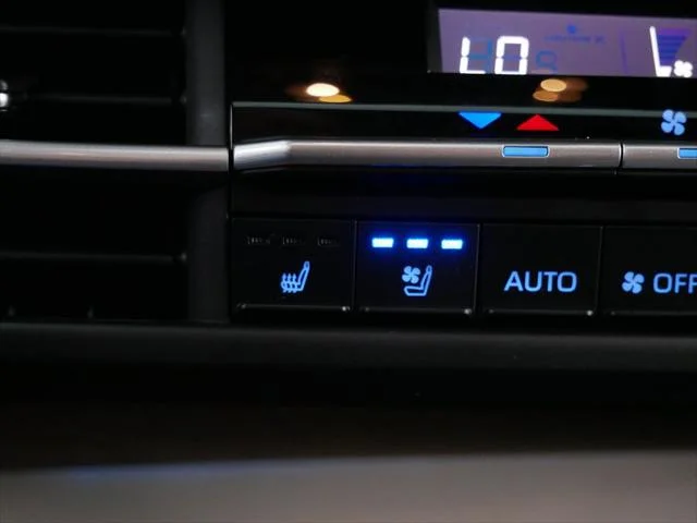 Certified Used 2022 MIDNIGHT BLACK METAL Toyota  image 26
