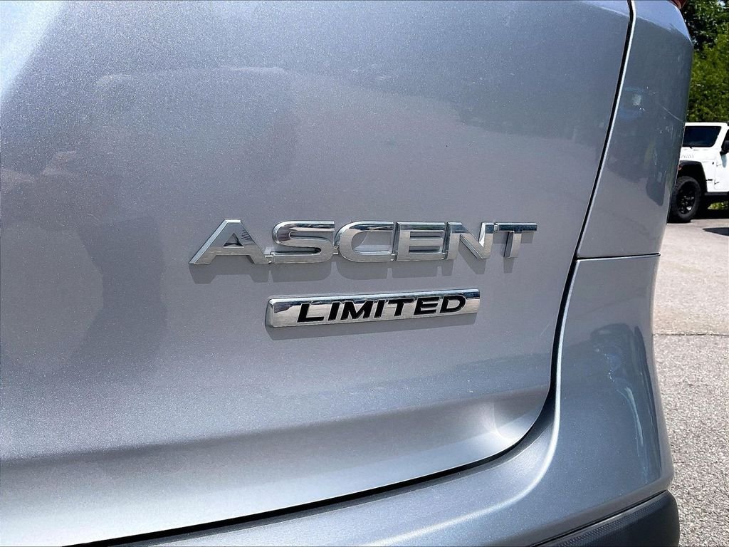 Used 2023 Ice Silver Metallic Subaru Limited image 27