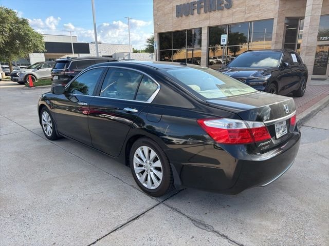 Used 2015 White Honda EX-L image 5
