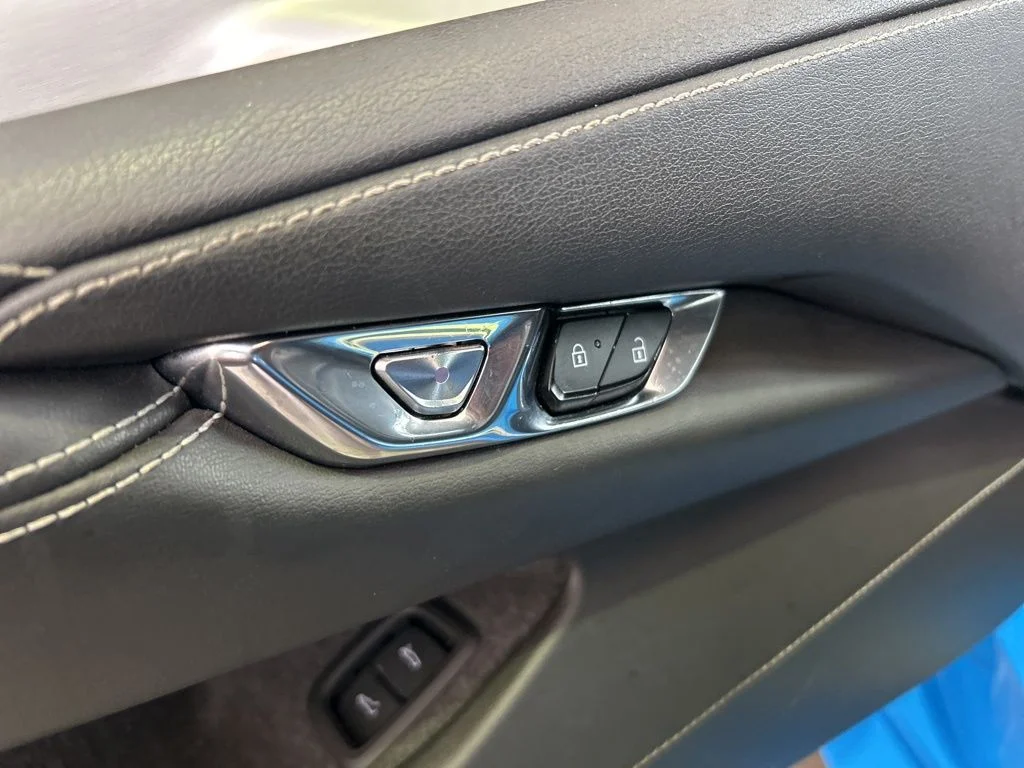 Used 2022 Blue Chevrolet Stingray image 34
