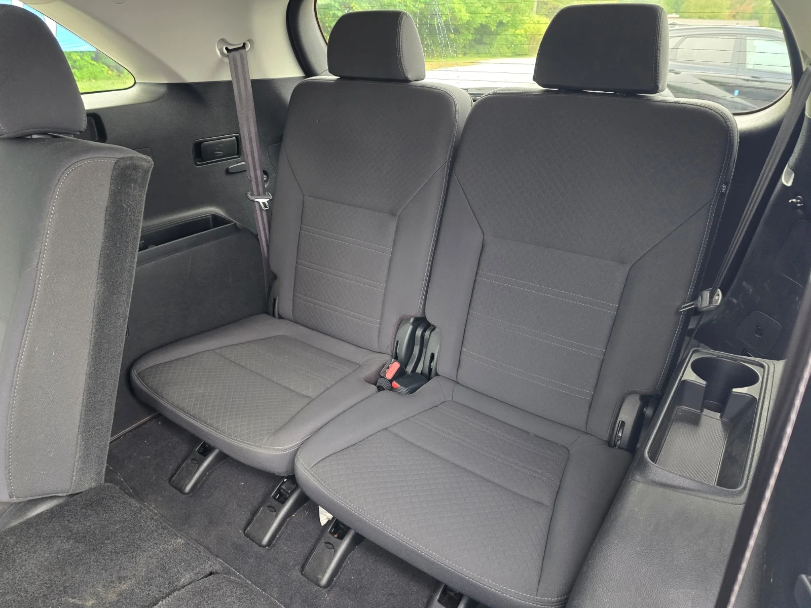 Used 2018 Titanium Silver Kia LX image 11