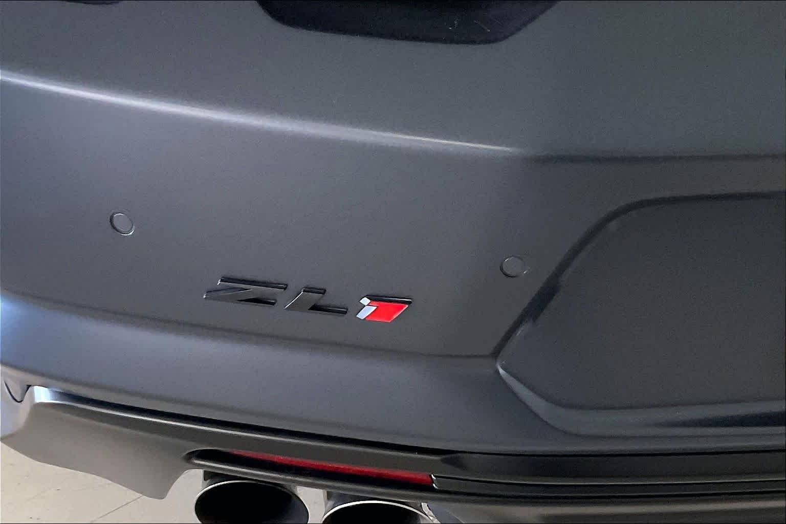 Used 2019 Shadow Gray Metallic Chevrolet ZL1 image 29