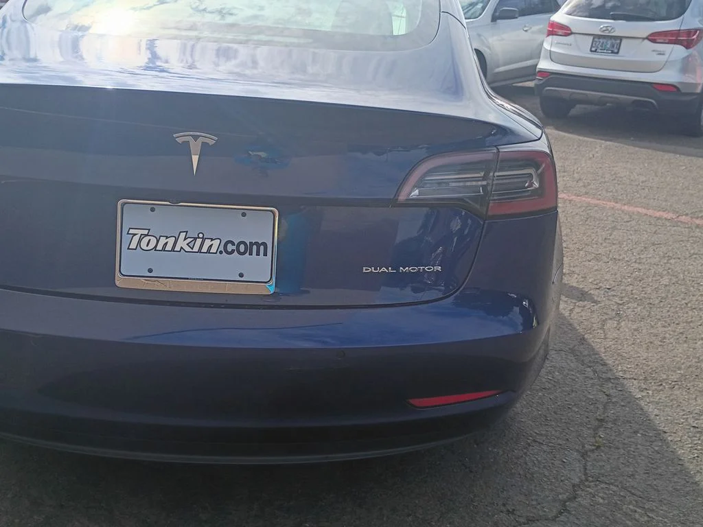 Used 2019 Blue Tesla Long Range image 5