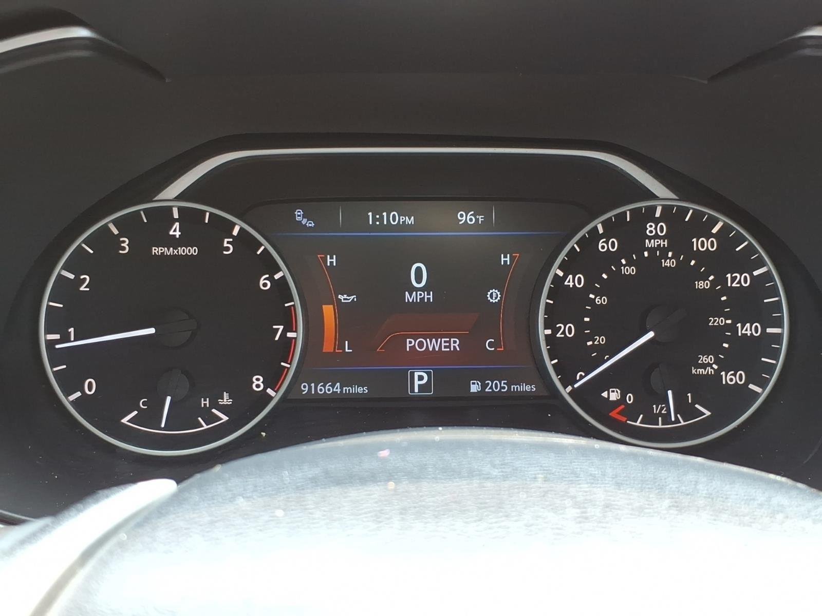 Used 2018 Super Black Nissan Platinum image 14