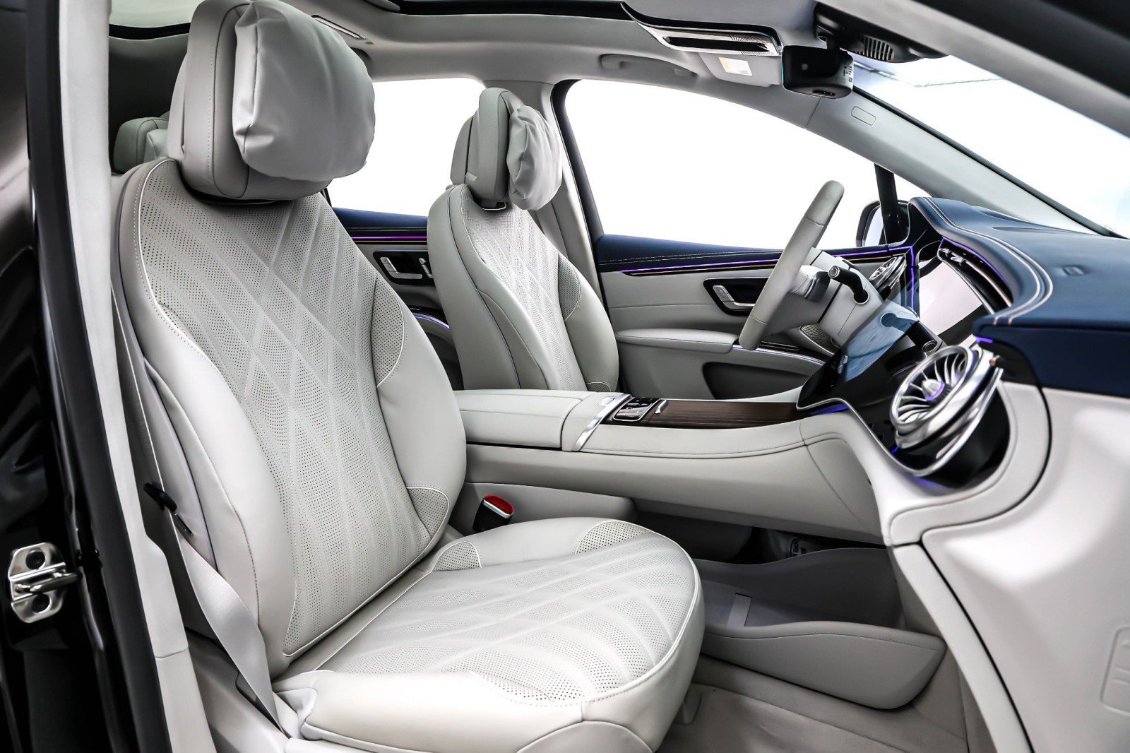 New 2026 Black Mercedes-Benz EQS 550 4MATIC® SUV image 25