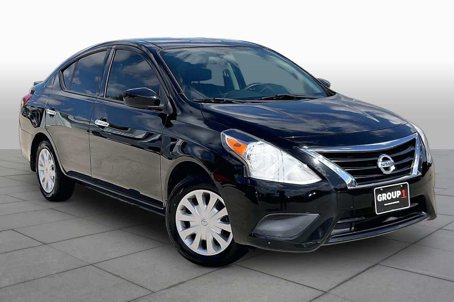 Used 2018 Super Black Nissan SV image 3