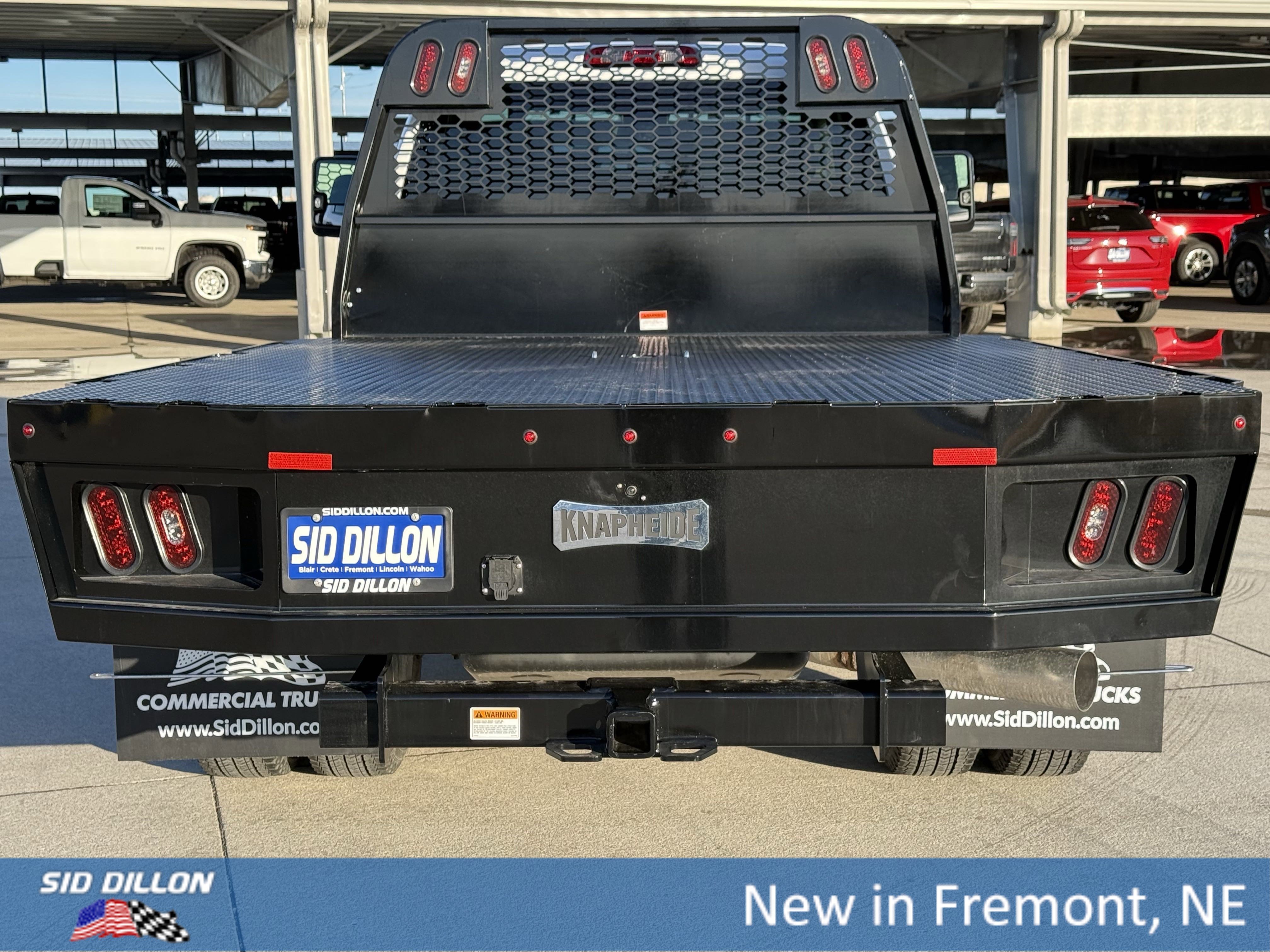 2025 Chevrolet Silverado 3500 HD Work Truck - Photo 9