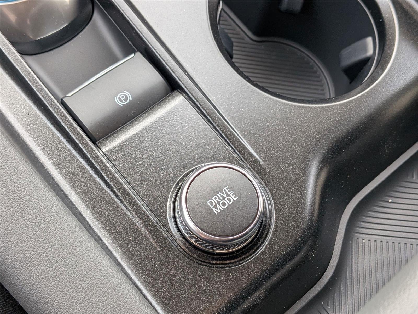 New 2026 Carbonized Gray Metallic Ford Active image 6