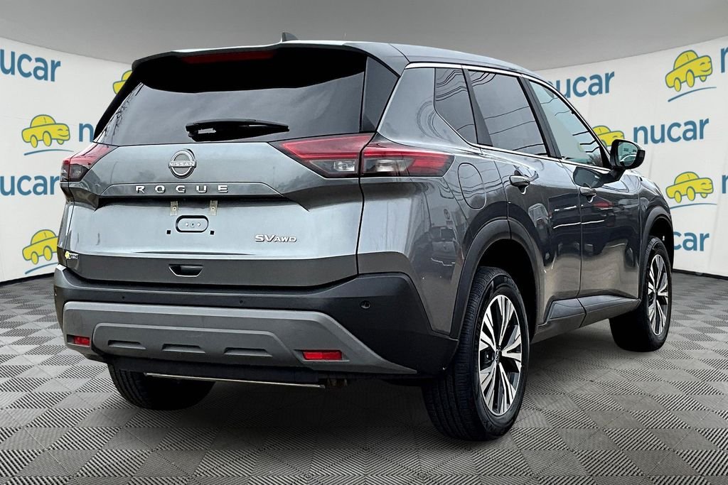 Used 2023 Gray Nissan SV image 6