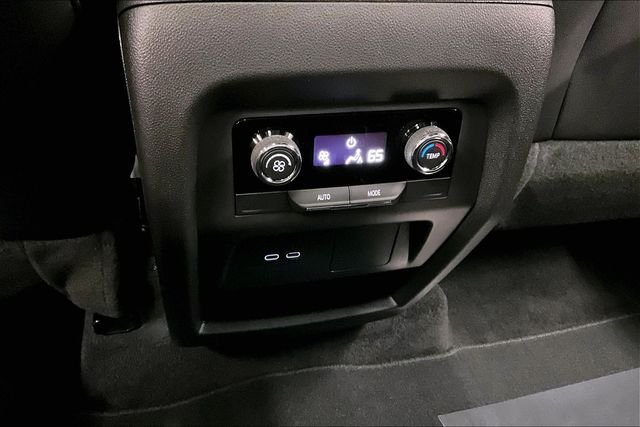 2025 Chevrolet Traverse Z71 - Photo 34
