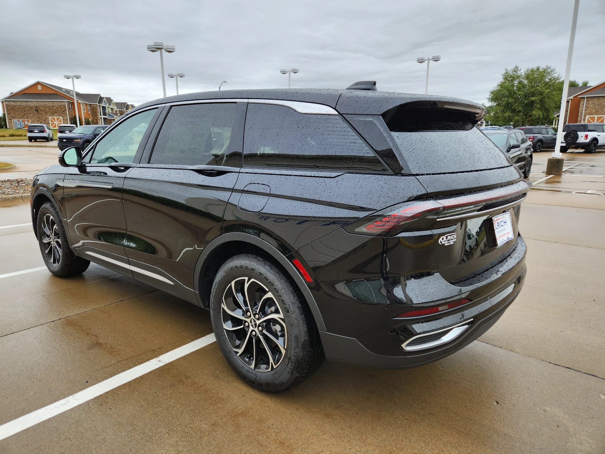 New 2026 Infinite Black Metallic Clearcoat Lincoln Premiere image 7
