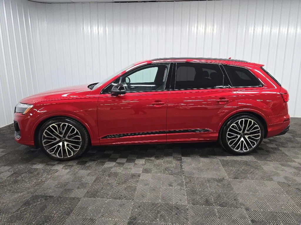 Used 2025 Red Audi Prestige image 5