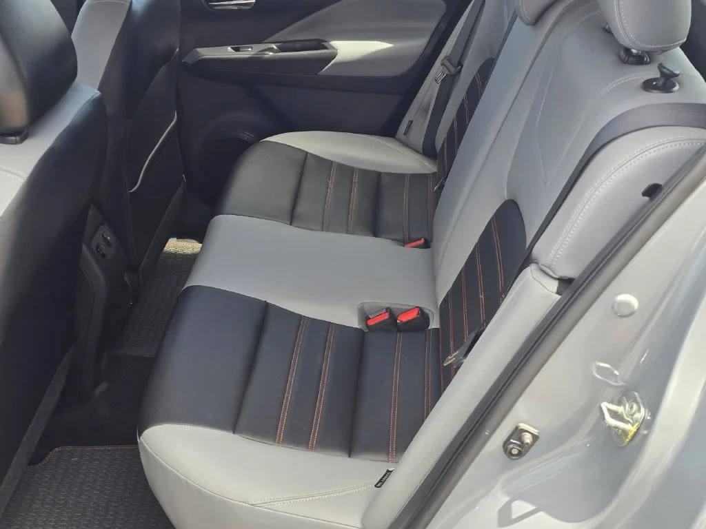 Used 2024 Gray Nissan SR image 16