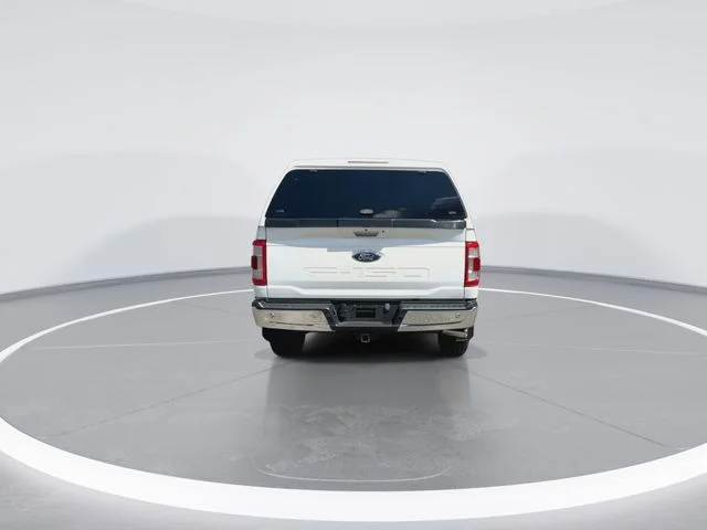 Used 2023 White Ford Lariat image 9