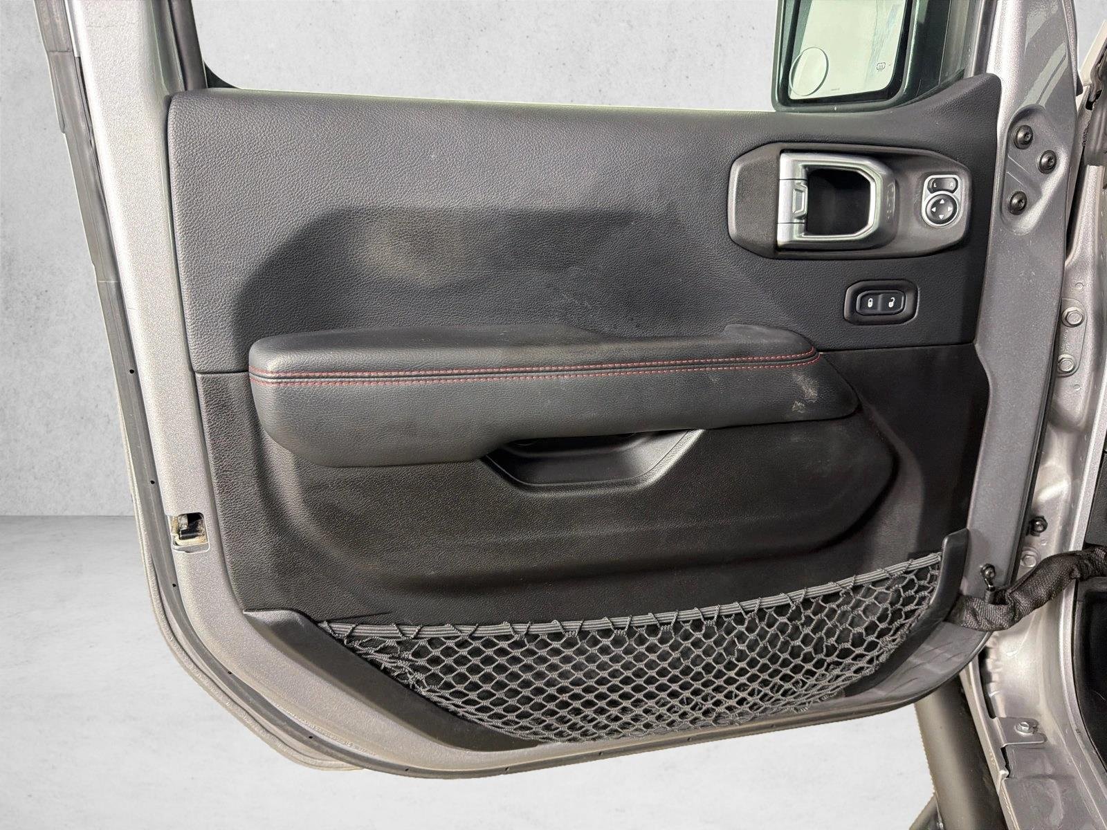 Used 2019 Billet Silver Metallic Clearcoat Jeep Rubicon image 11