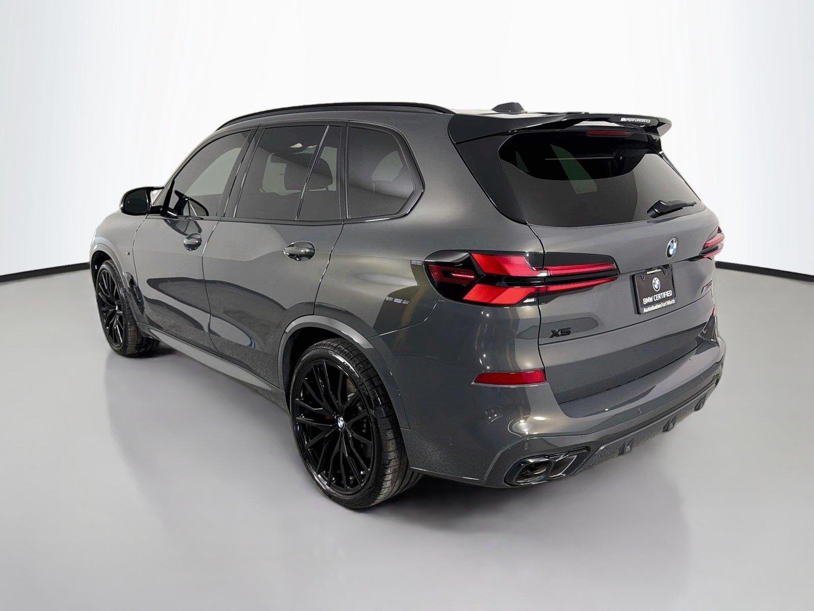 2026 BMW X5 M60i - Photo 13