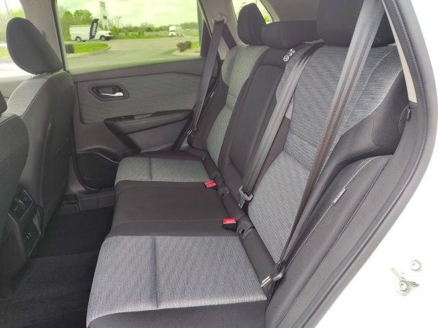 Used 2023 White Nissan SV image 22