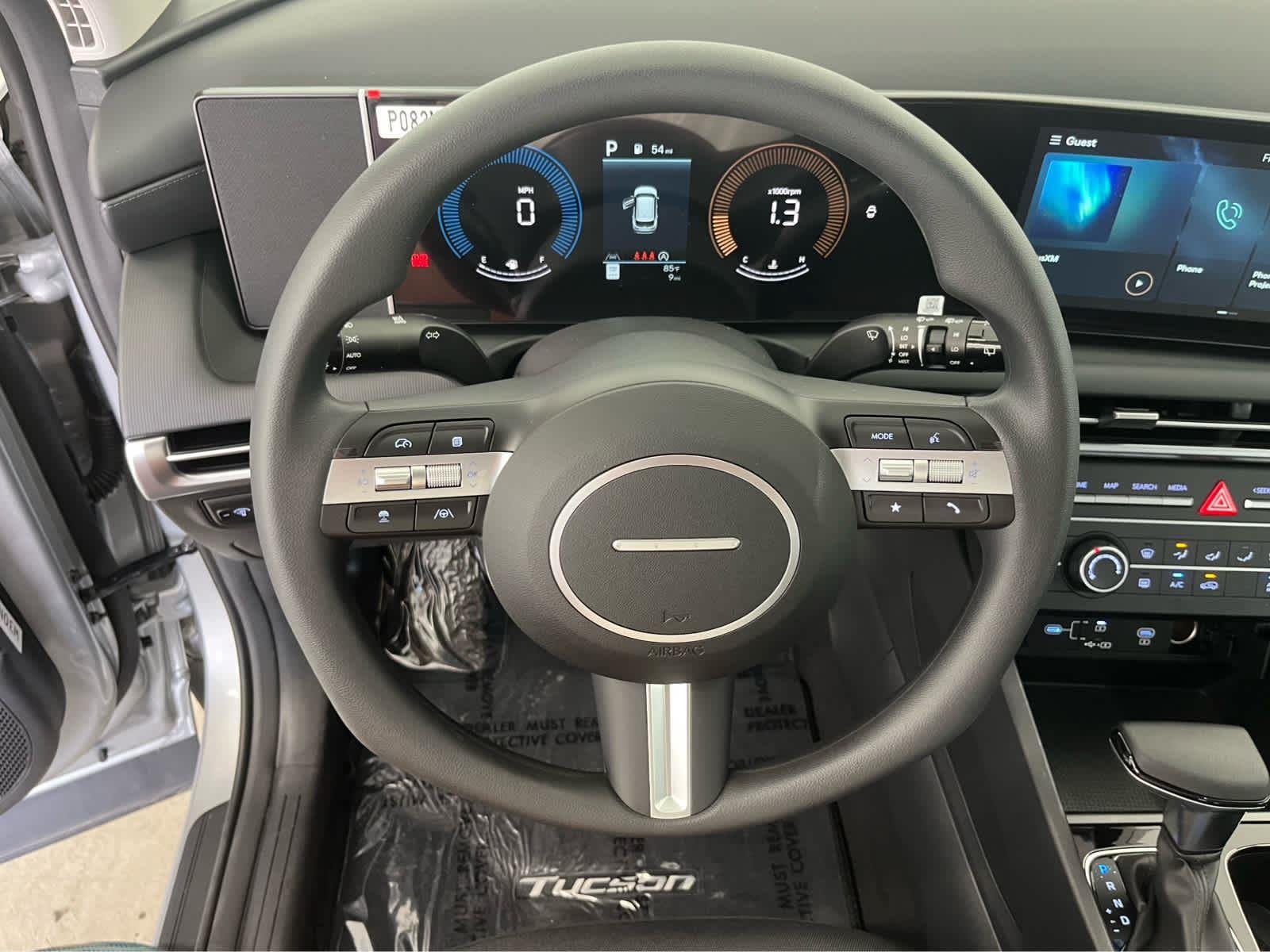 Used 2025 Shimmering Silver Hyundai SE image 15