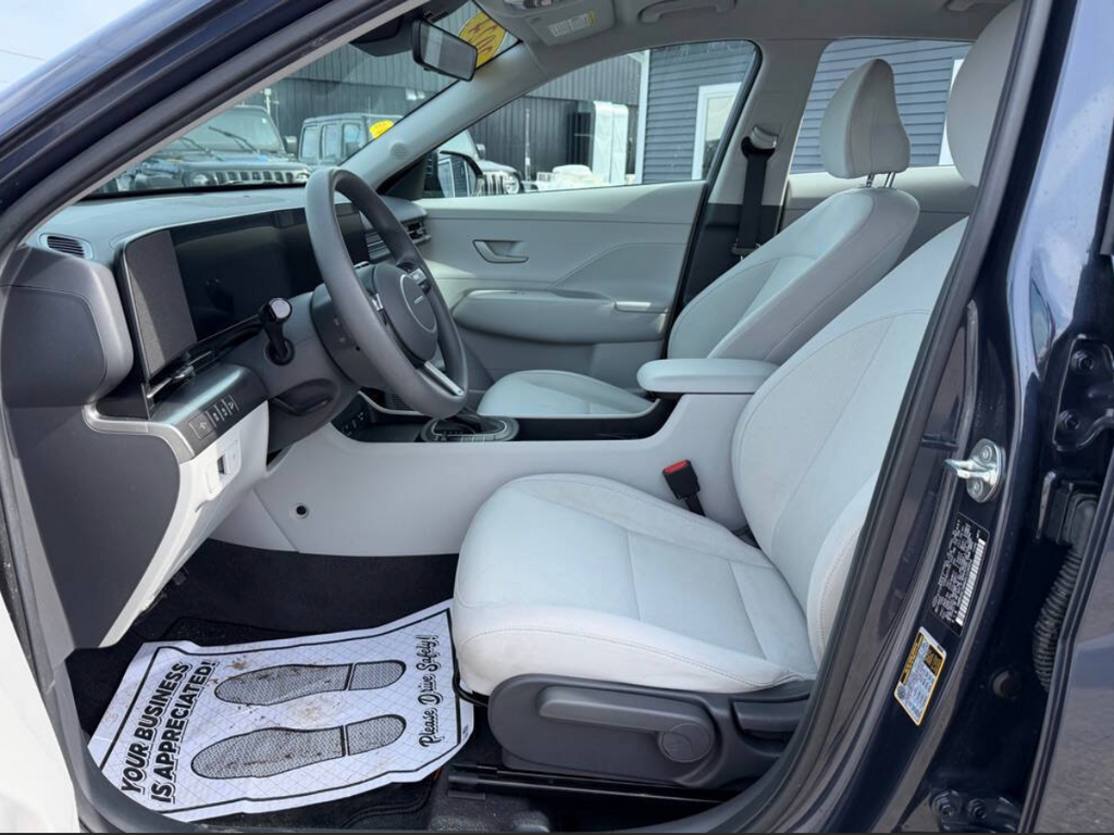 Used 2024 Denim Blue Pearl Hyundai SE image 9